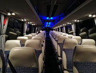 Kuva SOE linja-autosta kuvassa valaistus sisätiloissa.
